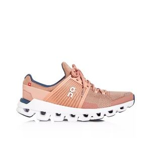 Women's Cloudswift Low Top Running Sneakers
